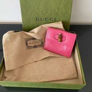 Gucci wallet Pink Bamboo
